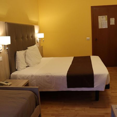 פורדנונה Hotel Montereale מראה חיצוני תמונה