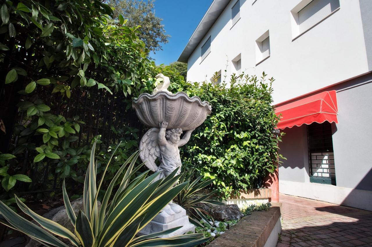 פורדנונה Hotel Montereale מראה חיצוני תמונה
